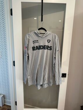 NFL Light Gray Nike Dri-FIT Raiders Hoodie